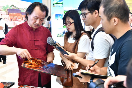 “高素質”“高顏值” 新福建花開并蒂