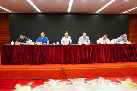 福建新華發行集團召開2019年半年經營工作分析會