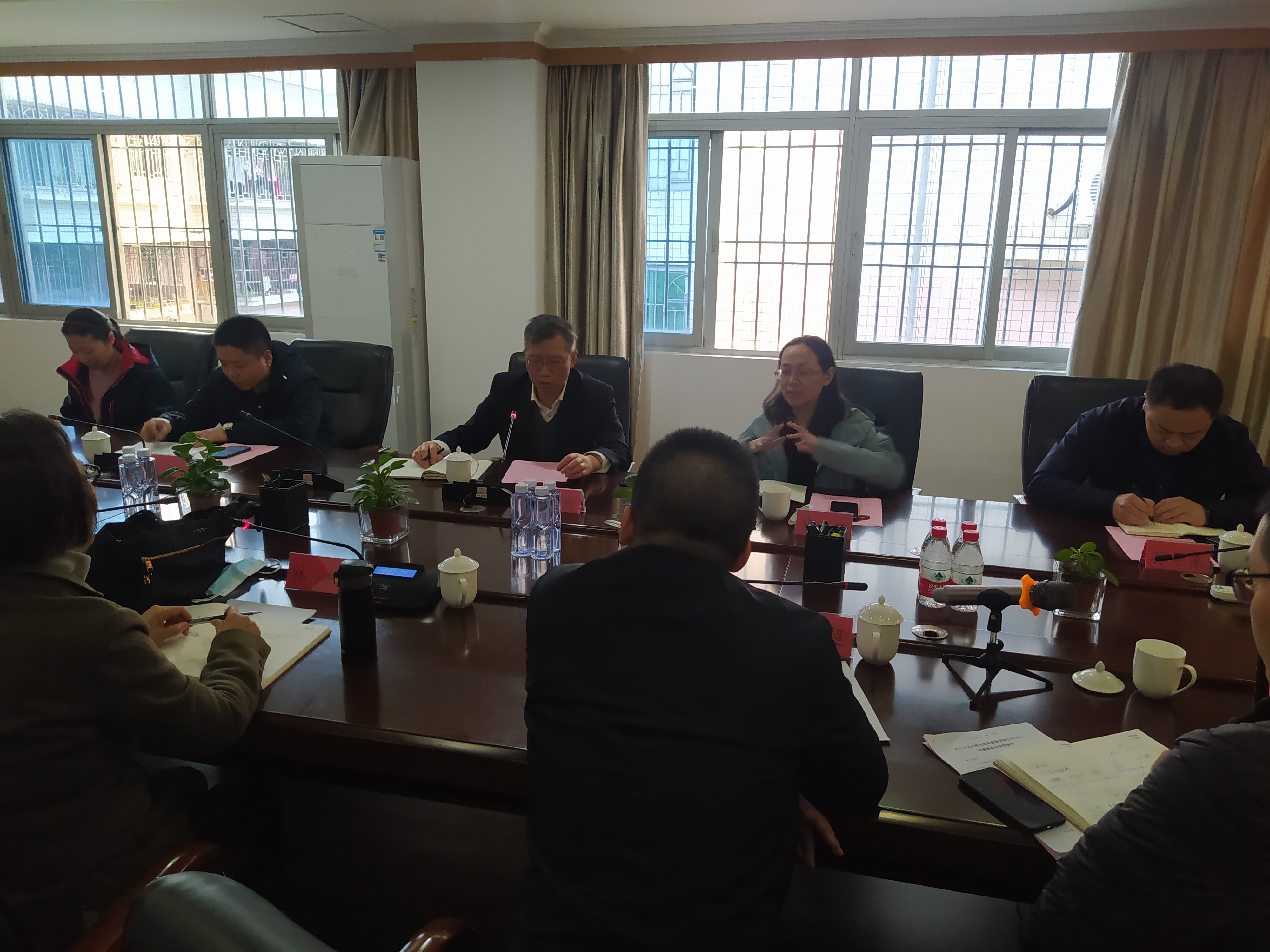 中文天地出版傳媒集團總編輯游道勤一行到訪集團