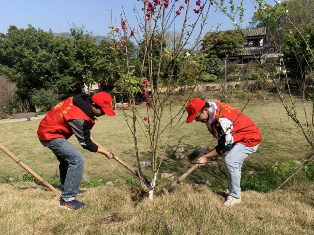 2022.03.11植樹學(xué)雷鋒志愿服務(wù)活動(dòng)IMG_4083