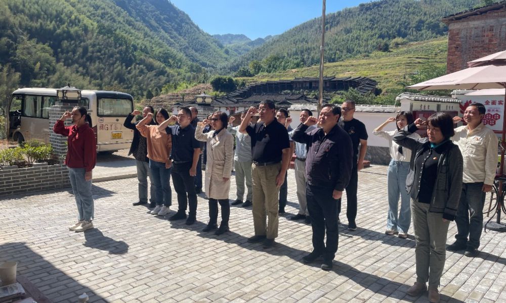 海峽出版發行集團總部第四黨支部、海峽書局黨支部聯合開展主題黨日活動(1021)